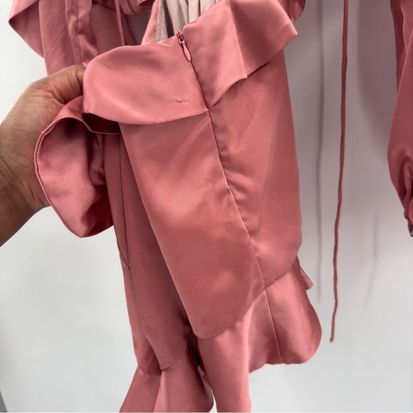 Nasty Girl cutout pink the old satin romper pink open back long sleeve size 8 - Picture 6 of 14